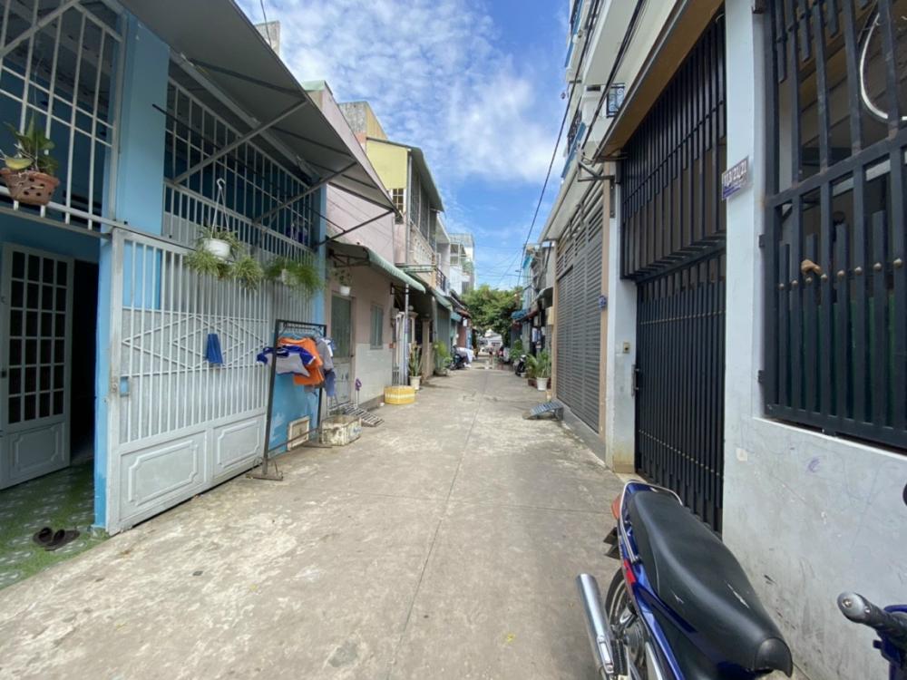 Chuyển vào trung tâm sinh hoạt có nhu cầu bán nhà.