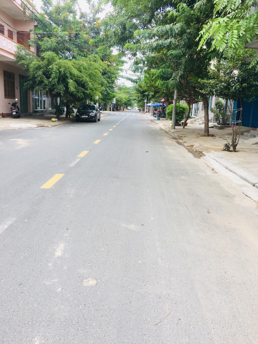 HOT Đất Trung Tâm TP Tuy Hòa, mặt tiền Lý Tự Trọng đối diện công viên,gần Vincome