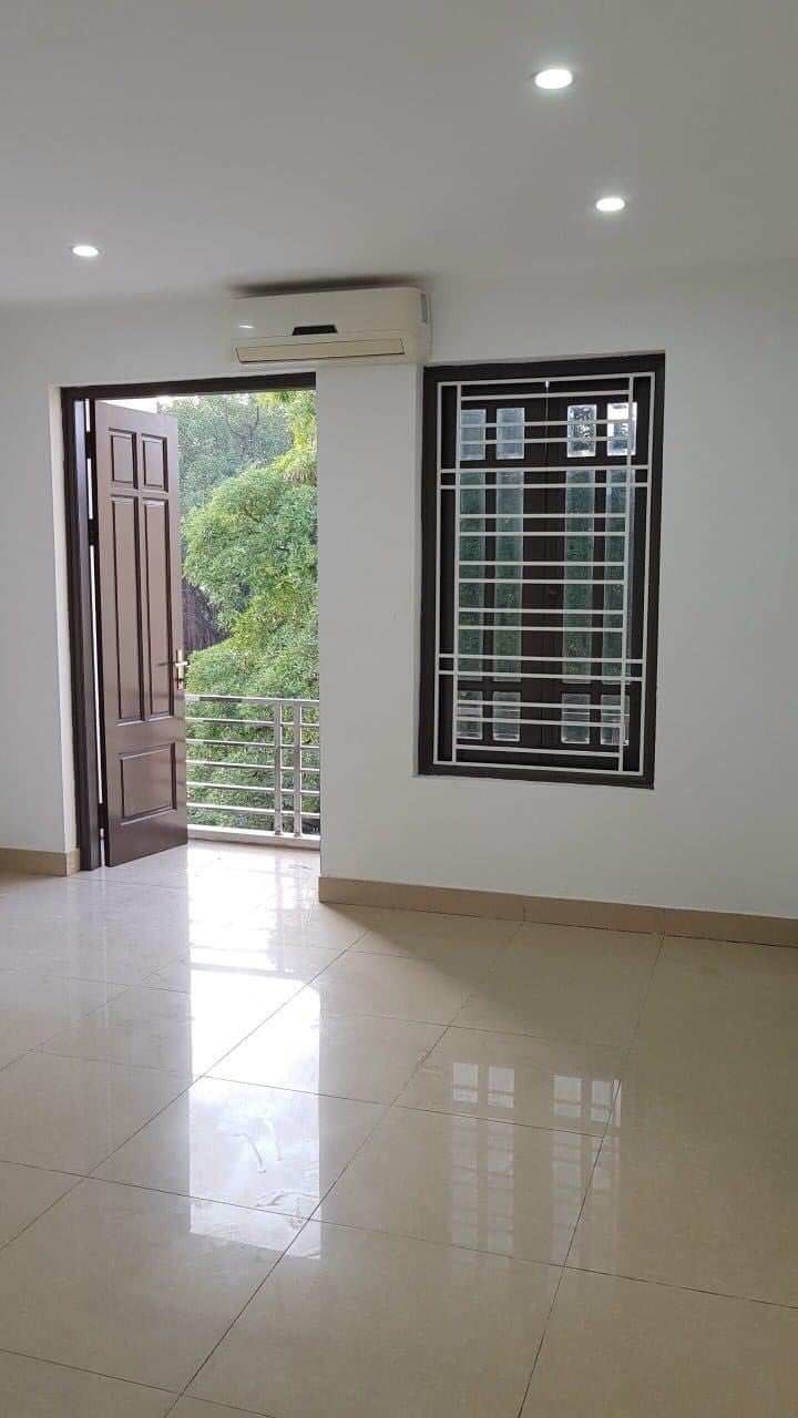 Bán nhà Mễ Trì Thượng ô tô vào nhà 5 tầng diện tích 108m giá 10.5 tỷ