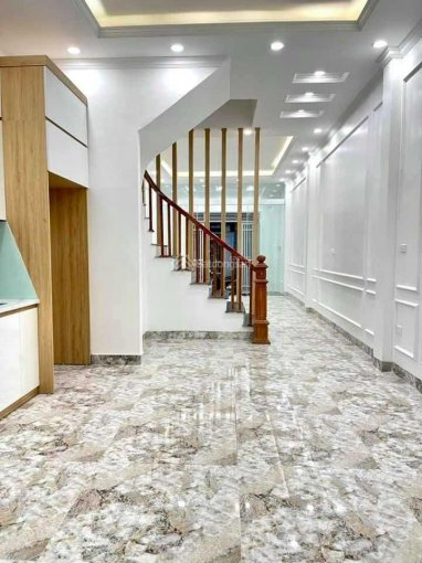“SIÊU ĐẸP” Bán nhà mới Lĩnh Nam, Hoàng Mai, Ô TÔ đỗ cửa, chỉ 2.95 tỷ