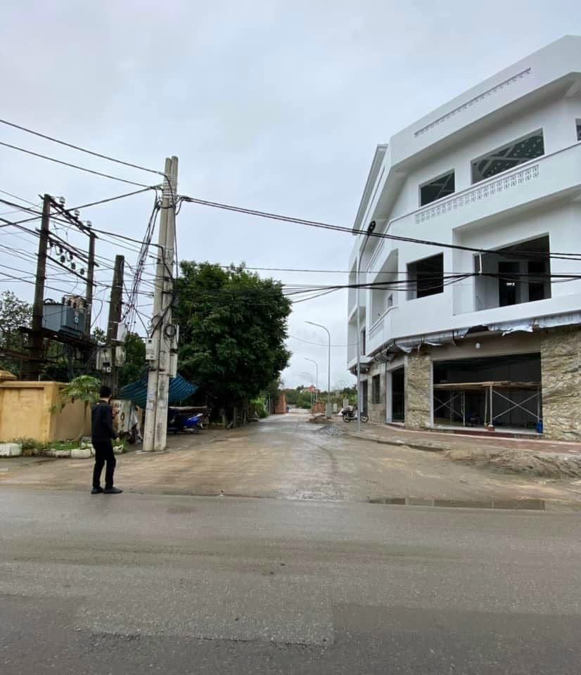 Chính chủ cần bán 85m đấu giá X1 Việt Hùng Đông Anh