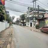 Bán gấp Ngọc Thụy, Long Biên 43M2*5T*MT4 M*3.8 tỷ
Vị trí : gận trạm YT, UBP, trung tâm