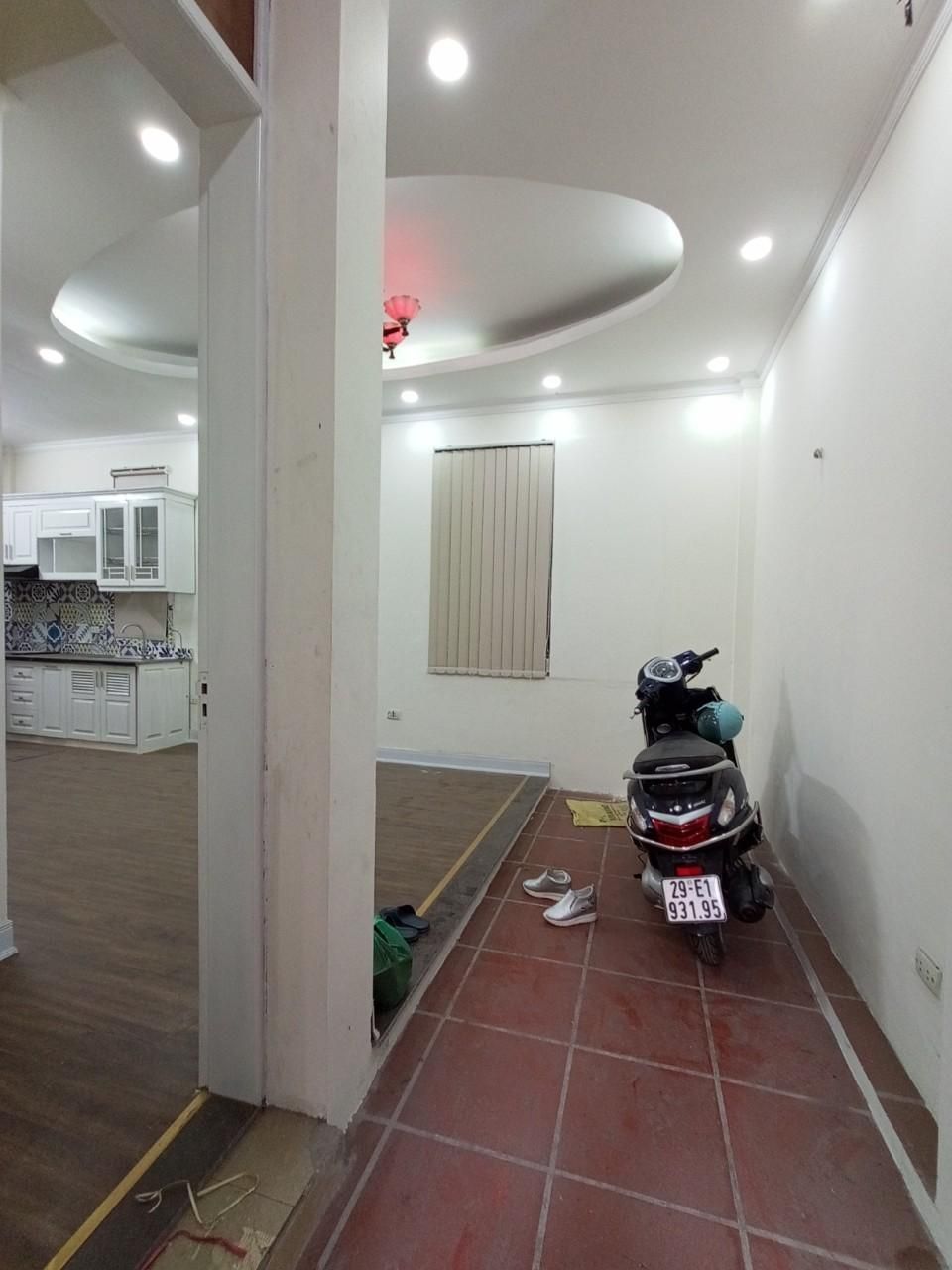 BÁN NHÀ CHÍNH CHỦ NGÕ QUỲNH-HAI BÀ TRƯNG-49M2-NHỈNH 3TỶ.