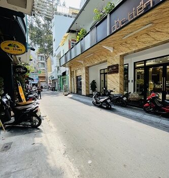 CHÍNH CHỦ CHO THUÊ MẶT BẰNG P. BẾN THÀNH Q1 HỒ CHÍ MINH
