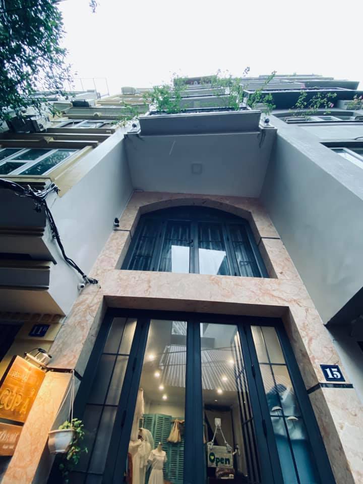 BÁN NHÀ MẶT PHỐ TRẦN ĐẠI NGHĨA, HAI BÀ TRƯNG, HÀ NỘI. DT 47m2, MT 3.2m. GIÁ CHÀO 18.6 TỶ.