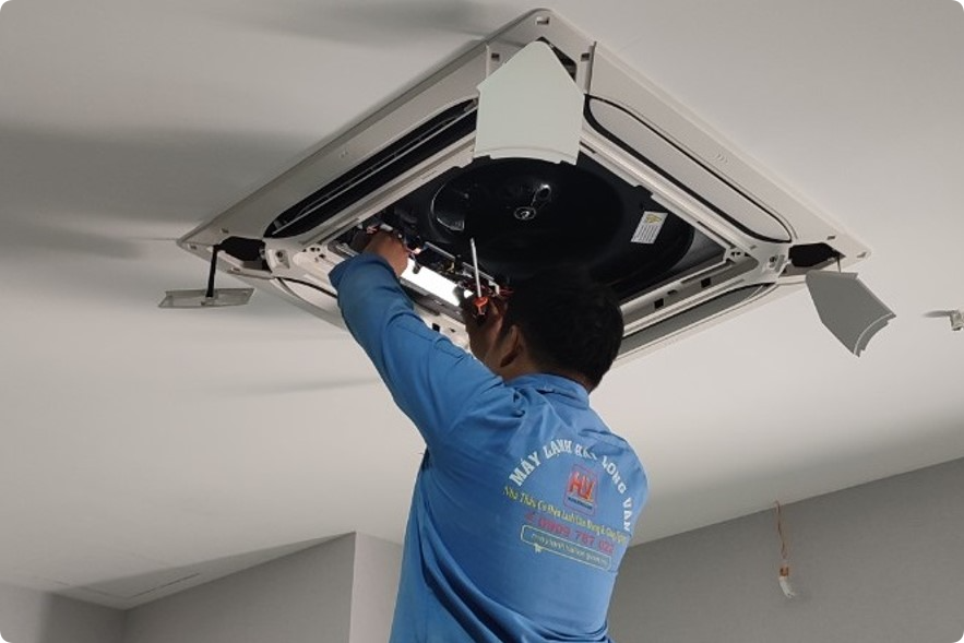 Máy Lạnh Âm Trần LG ZTNQ24GPLA0