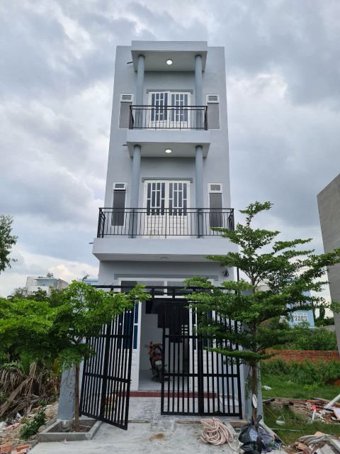 Bán nhà riêng 52.7m² tại hẻm 41 đường Gò Cát, P Phú Hữu, Q9. Giá 3 tỷ