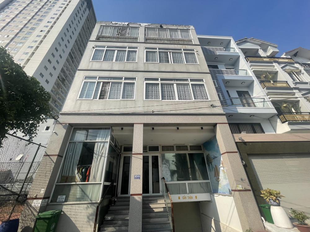 Bán căn hộ dịch vụ Khu Hoàng Quốc Việt, Quận 7, Dt : 10mx17m, hầm, 4 lầu, giá 21 tỷị