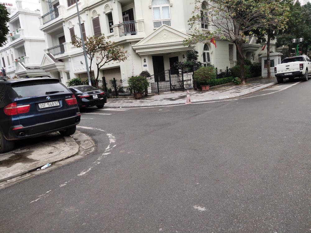 BÁN NHÀ PHỐ TÔ HIỆU HÀ ĐÔNG
DIỆN TÍCH 52 M2, 3 TẦNG, GIÁ 6,5 TỶ