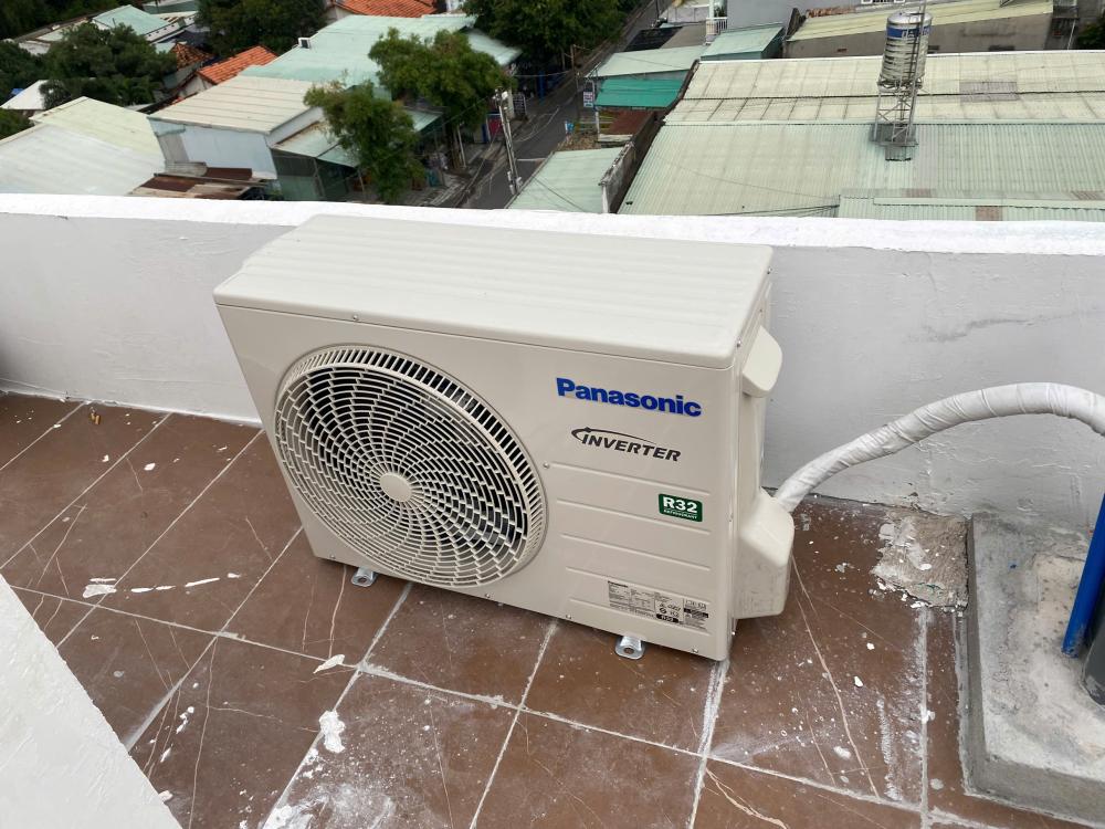  KHÁM PHÁ TỔNG QUAN VỀ MÁY LẠNH TỦ ĐỨNG PANASONIC 4HP INVERTER